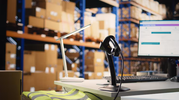 package-tracking-software-system-follows-parcels-shipped